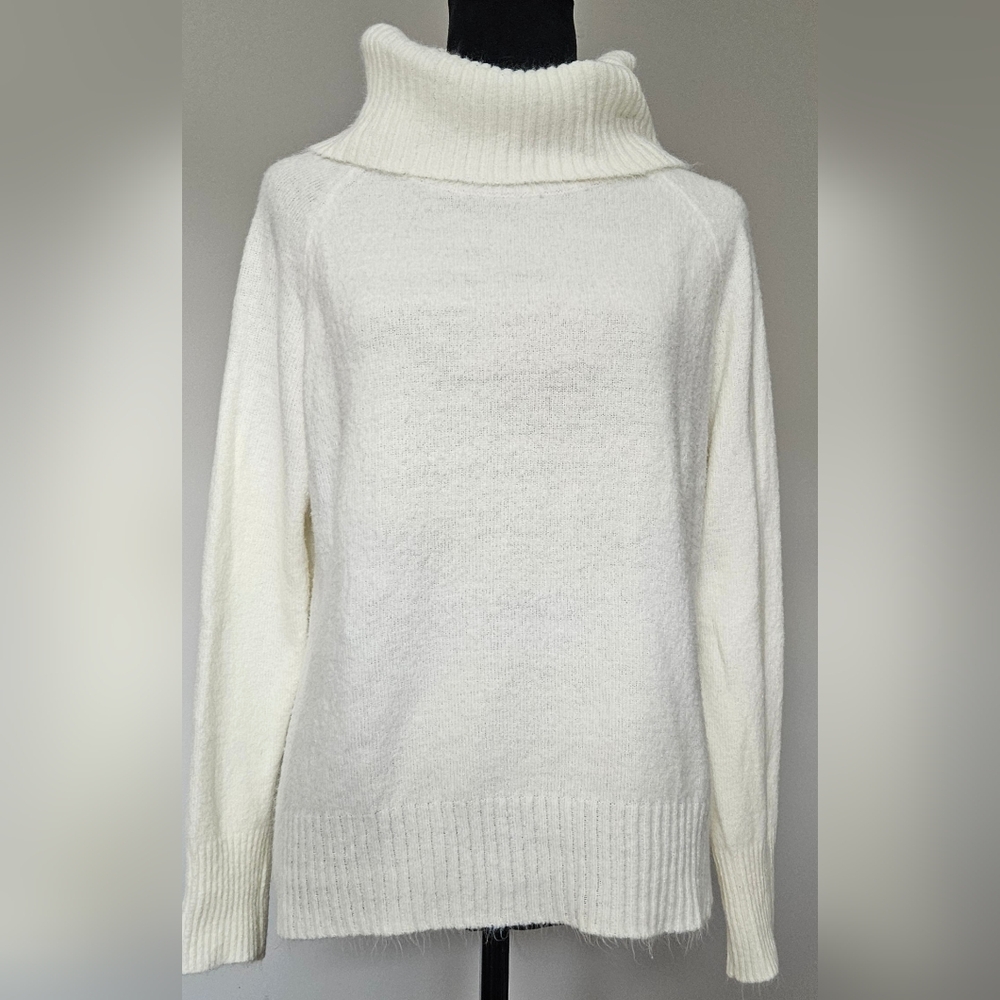 Becaal Ivory Lightweight Turtle Neck Sweater- Size M EUC